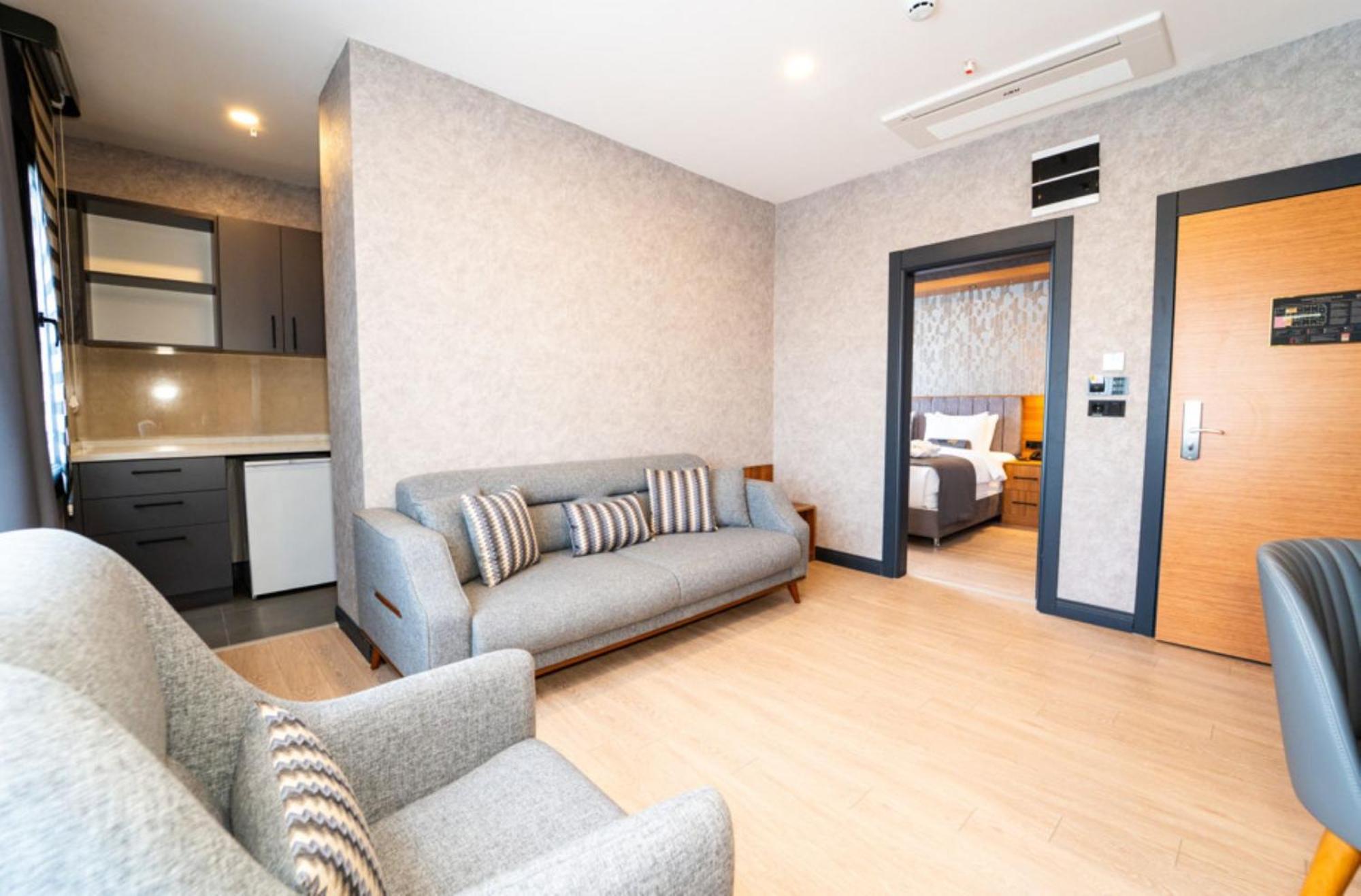 Educity And Atasehir Hotel 4*