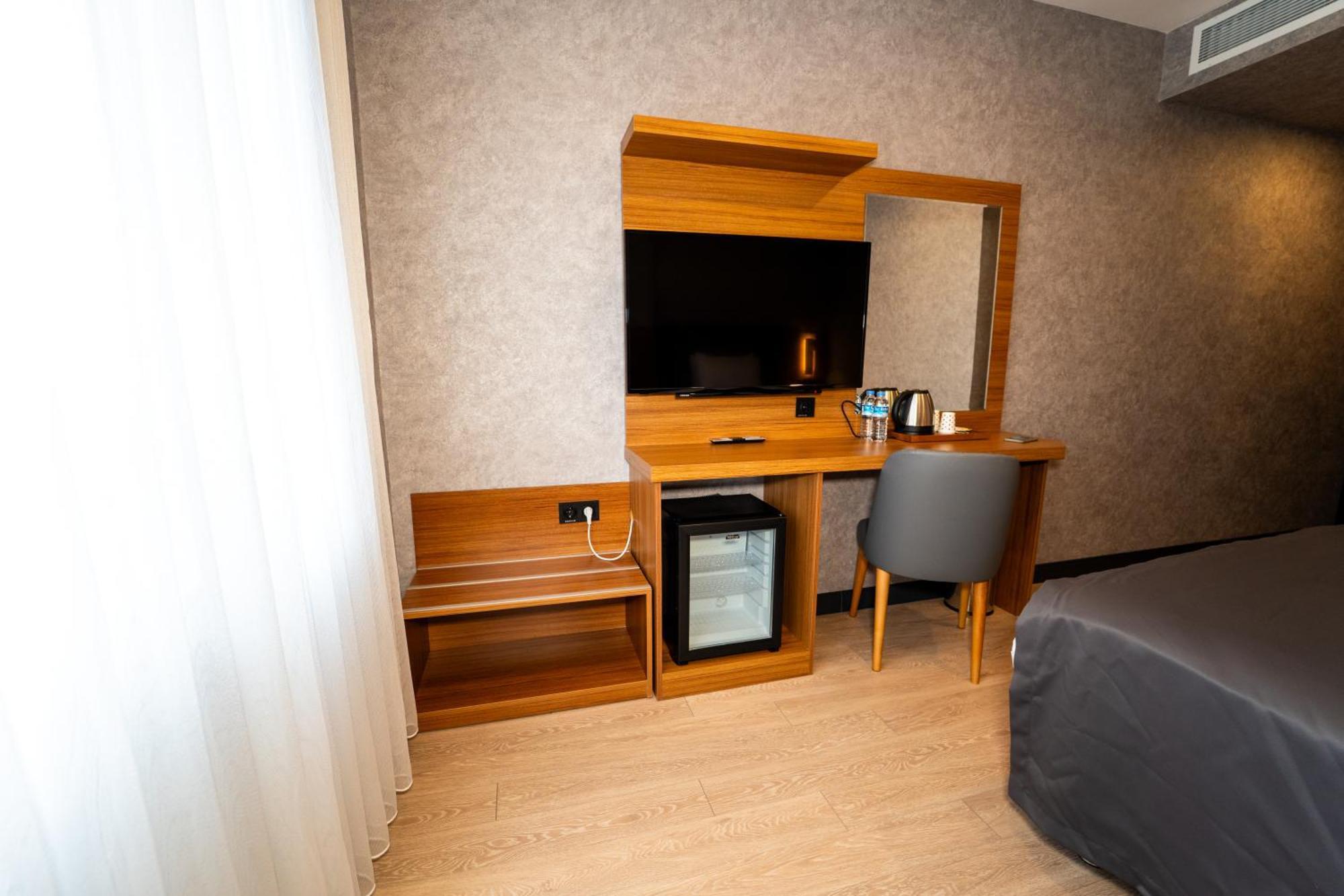 Educity And Atasehir Hotel 4*
