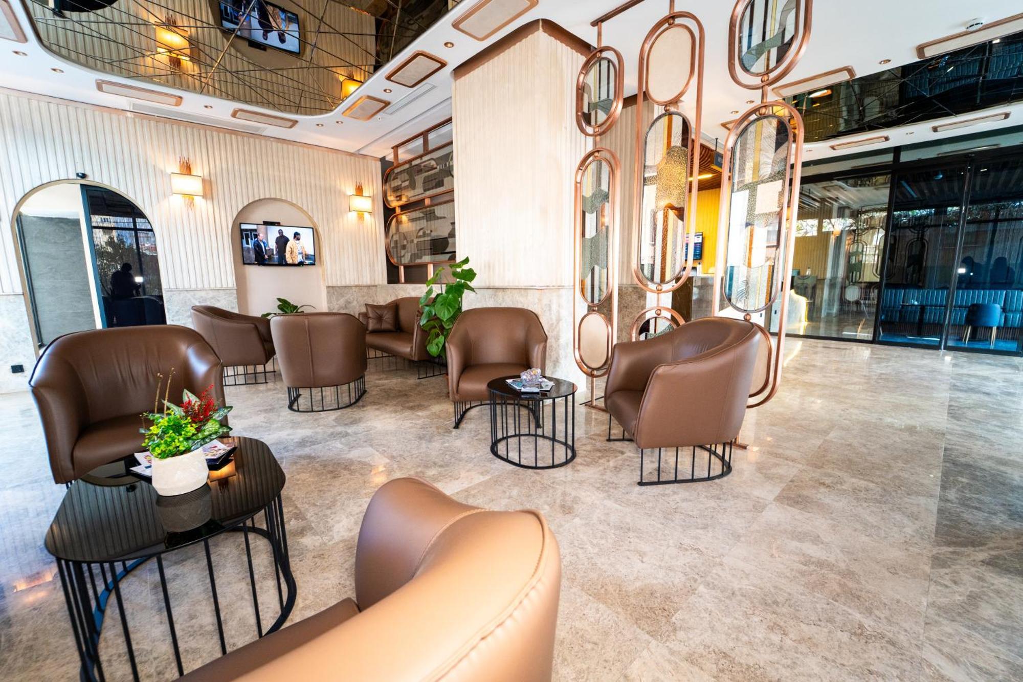Hotel Educity And Atasehir 4*